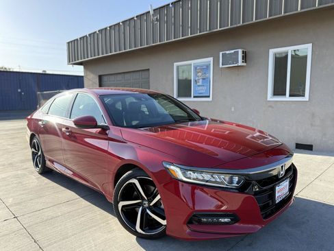 Used 2018 Honda Accord Sport image 1