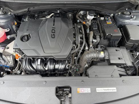 Used 2025 Kia Sportage LX FWD image 29