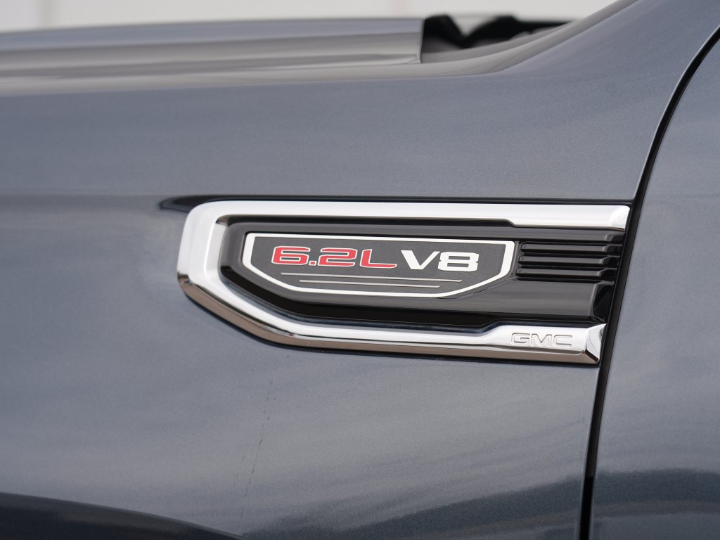 Used 2021 GMC Sierra 1500 Denali w/ Denali Premium Package AWD/4WD image 14