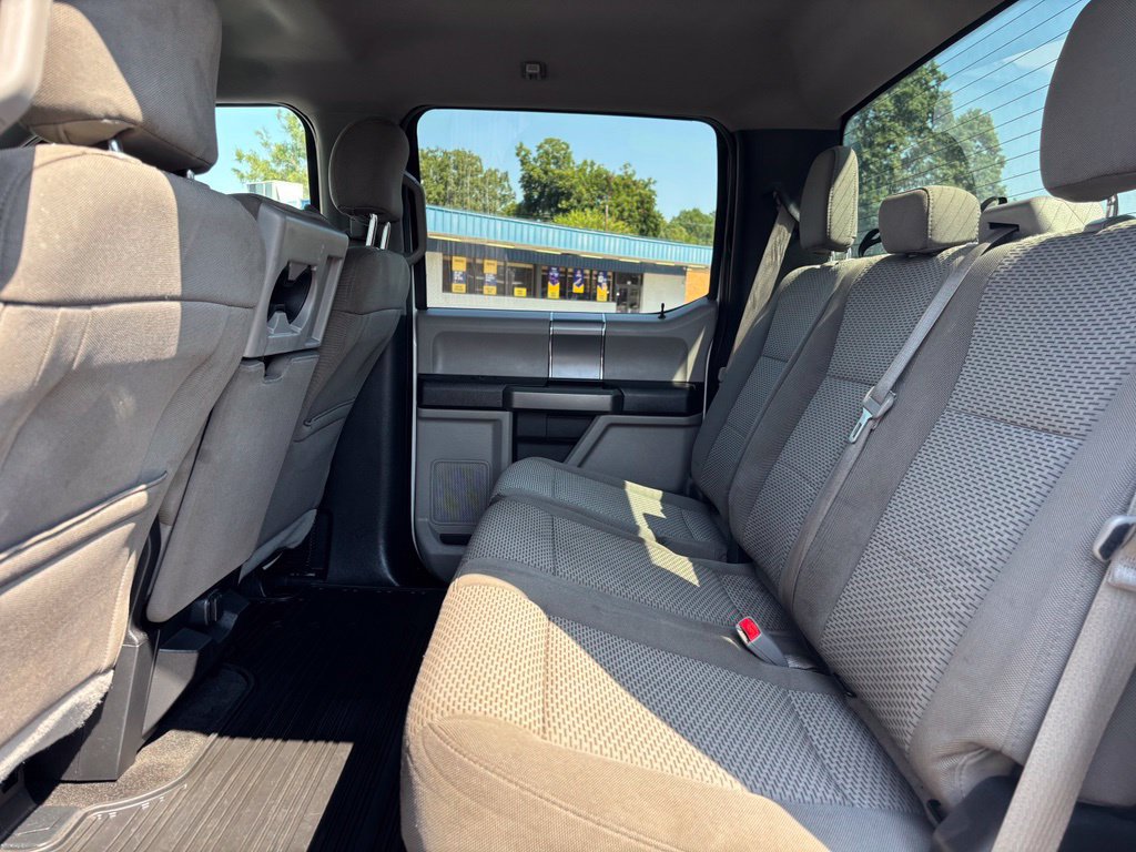 Used 2017 Ford F250 XLT w/ XLT Premium Package AWD/4WD image 24