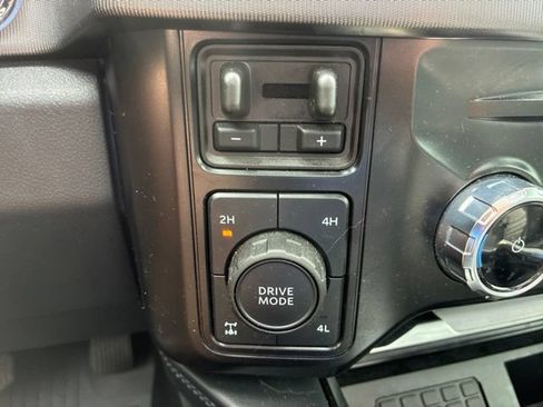 Used 2025 Ford F250 Platinum AWD/4WD image 27