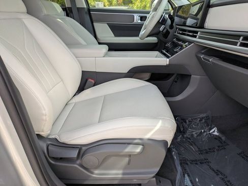 Used 2025 Hyundai Santa Fe SEL image 25