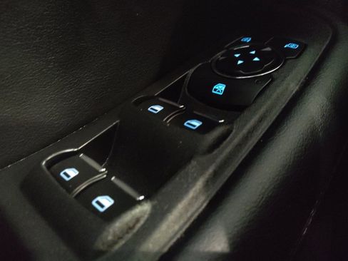 Used 2024 Ford Edge SEL image 27