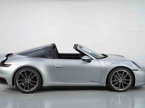 Used 2024 Porsche 911 Targa 4 w/ Premium Package image 49