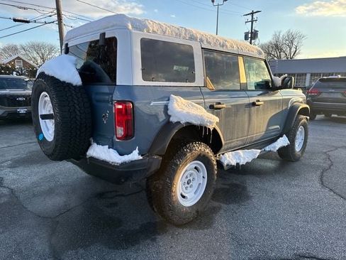 New 2025 Ford Bronco Heritage Edition image 5