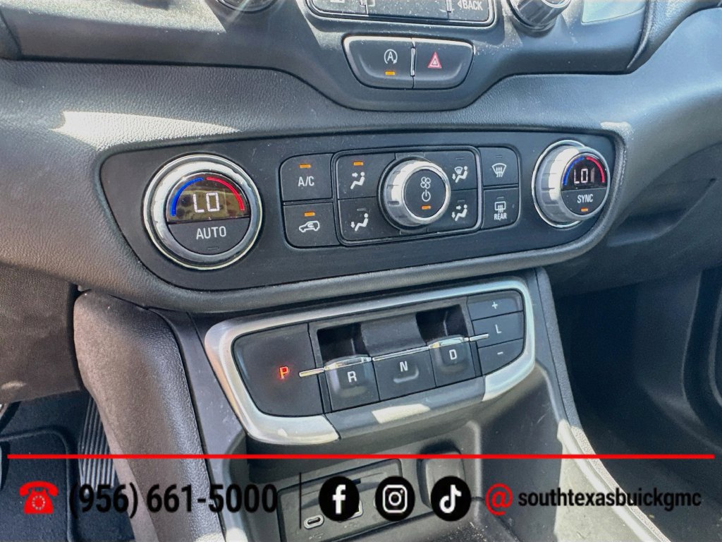 Used 2024 GMC Terrain SLT FWD image 18