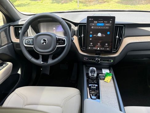 New 2026 Volvo XC60 B5 Plus w/ Protection Package Premier AWD/4WD image 11