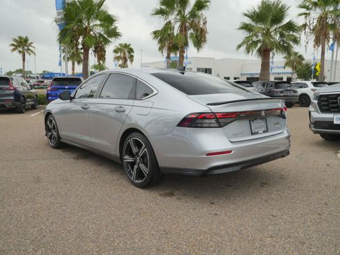 Used 2025 Honda Accord Sport image 7
