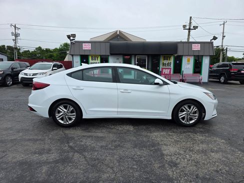 Used 2019 Hyundai Elantra SEL FWD image 22