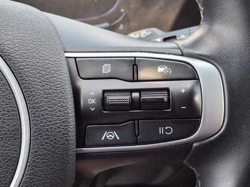 Certified 2023 Kia Sportage X-Line image 13