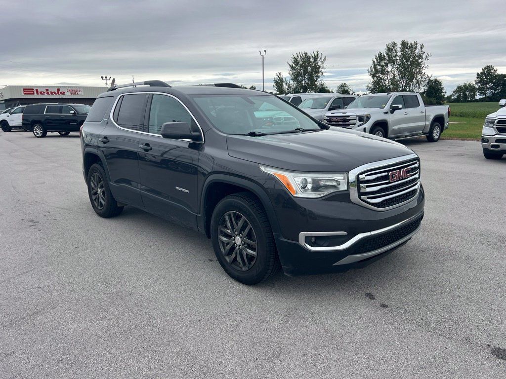 Used 2017 GMC Acadia SLT FWD image 4