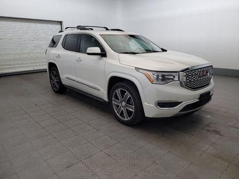 Used 2017 GMC Acadia Denali w/ Technology Package AWD/4WD image 11
