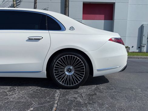 Used 2021 Mercedes-Benz Maybach S 580 Mercedes-Maybach S 580 4MATIC image 14