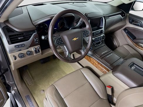 Used 2017 Chevrolet Tahoe Premier AWD/4WD image 9