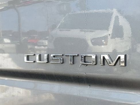 Used 2019 Chevrolet Silverado 1500 Custom w/ Custom Convenience Package image 6