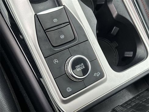 Used 2024 Ford Explorer ST-Line w/ Class IV Trailer Tow Package image 40