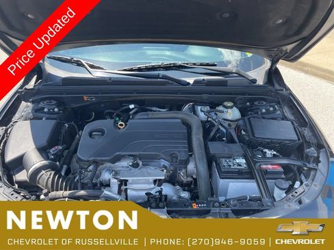 Used 2020 Chevrolet Malibu LT FWD image 40