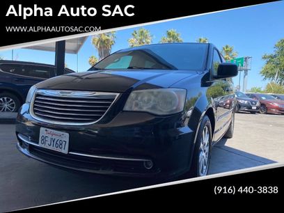 Used 2014 Chrysler Town & Country Touring