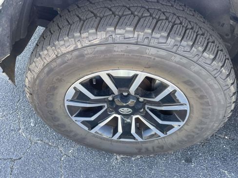 Used 2023 Toyota Tacoma TRD Sport w/ TRD Premium Sport Package image 9