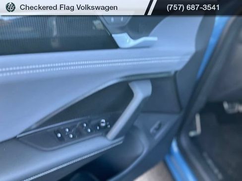 Used 2026 Volkswagen Tiguan SE R-Line AWD/4WD image 13