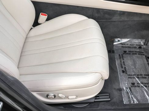 Used 2022 Genesis G80 2.5T image 38