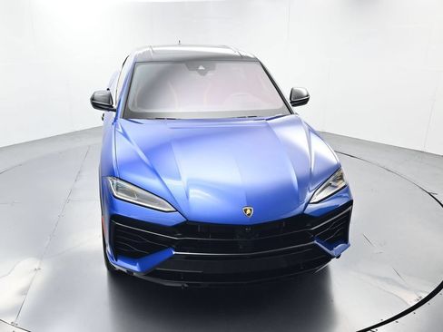Used 2025 Lamborghini Urus SE AWD/4WD image 42