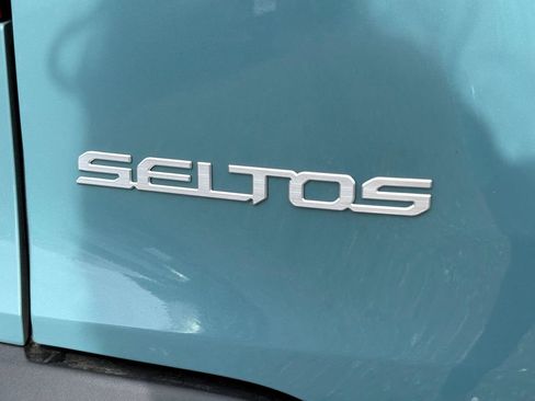 New 2026 Kia Seltos EX image 10
