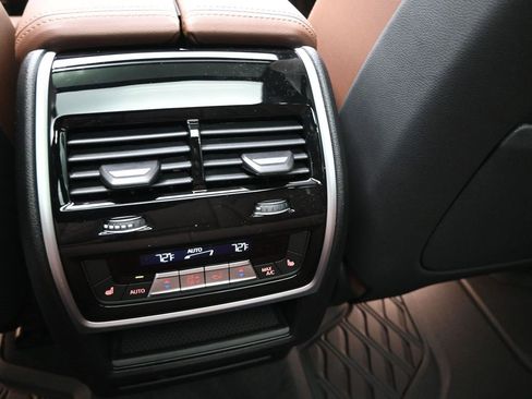 New 2026 BMW X5 sDrive40i image 19