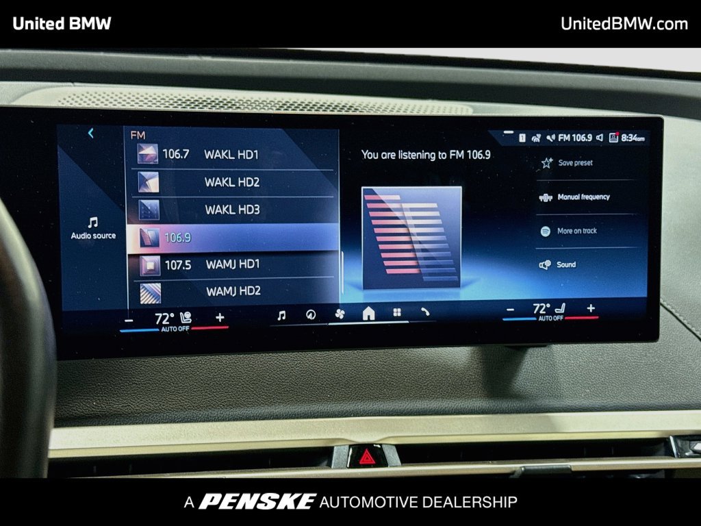 Used 2024 BMW iX xDrive50 w/ Premium Package AWD/4WD image 15