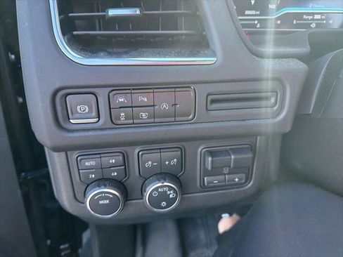 Used 2024 Chevrolet Tahoe RST w/ Sport Performance Package AWD/4WD image 11