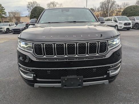 Used 2024 Jeep Wagoneer Series II w/ Flexible Seating Group image 3