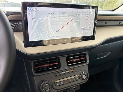 New 2026 Ford Maverick Lariat w/ 4K Tow Package image 7