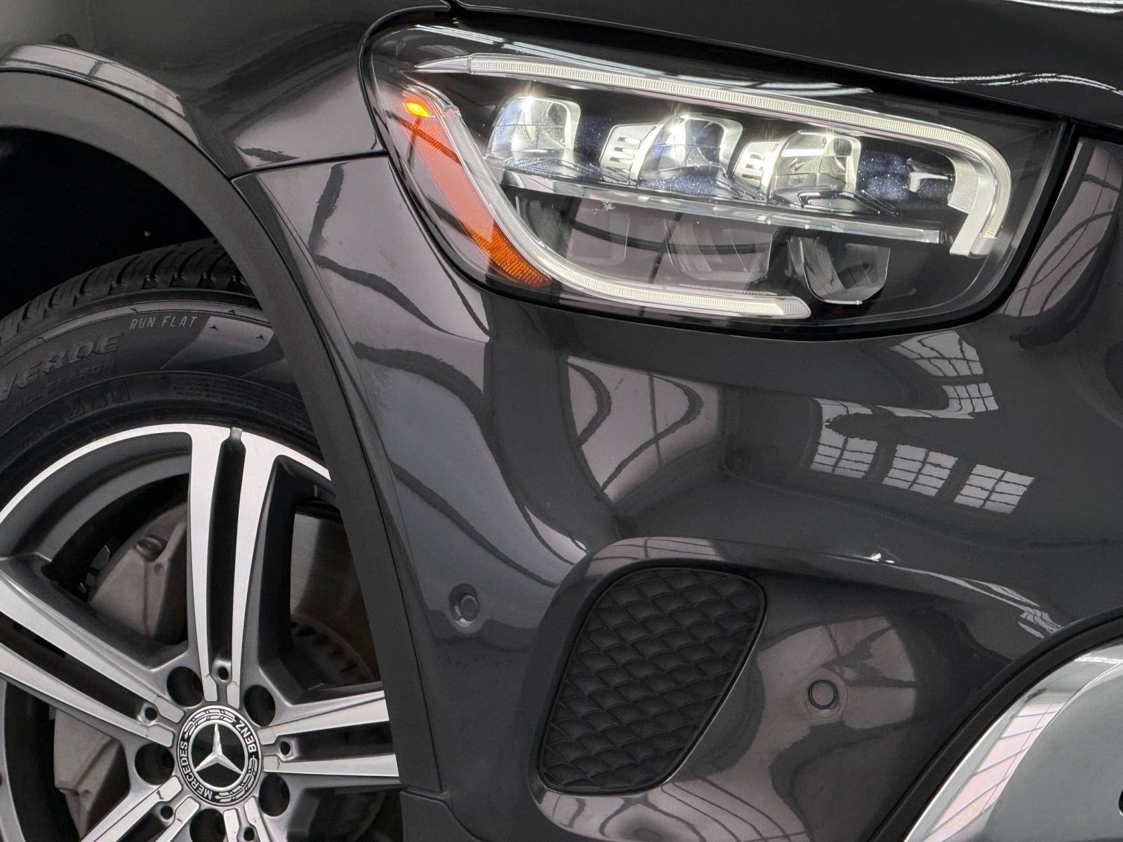 Used 2022 Mercedes-Benz GLC 300 image 10