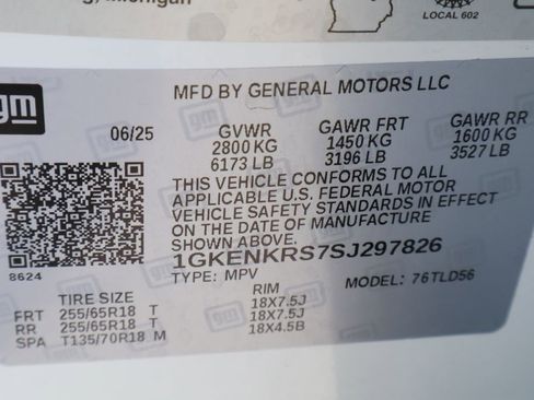 Certified 2025 GMC Acadia Elevation FWD image 35