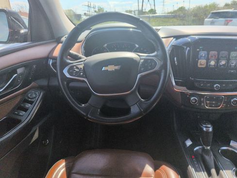 Used 2019 Chevrolet Traverse High Country AWD/4WD image 14
