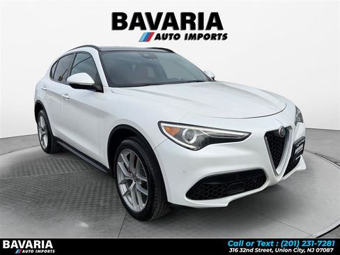 Used 2018 Alfa Romeo Stelvio Ti Sport image 7