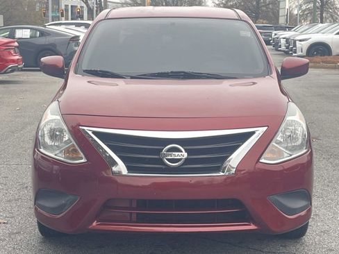 Used 2019 Nissan Versa SV image 6