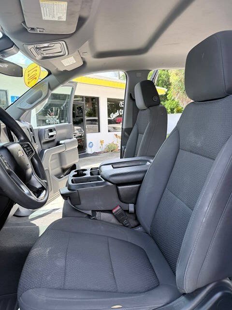 Used 2021 Chevrolet Silverado 1500 Custom w/ Safety Confidence Package RWD image 10