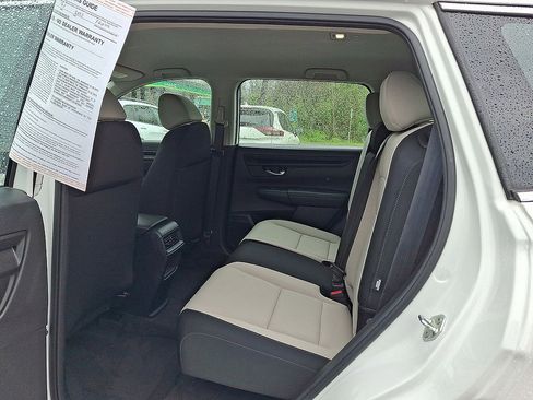 Used 2023 Honda CR-V LX image 19