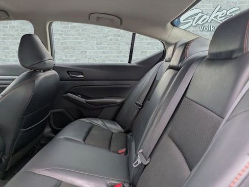 Used 2024 Nissan Altima 2.5 SR FWD image 13