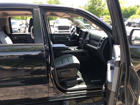 Used 2020 RAM 1500 Big Horn AWD/4WD image 27
