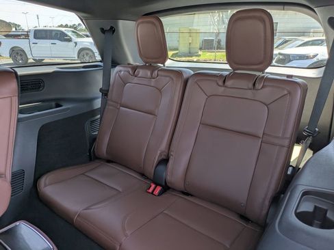 New 2026 Lincoln Aviator Reserve RWD image 13