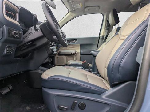 New 2026 Ford Maverick Lariat w/ 4K Tow Package AWD/4WD image 4
