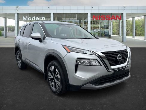 Certified 2023 Nissan Rogue SV image 7