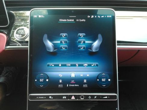 Used 2024 Mercedes-Benz S 580 4MATIC Sedan w/ AMG Line image 59