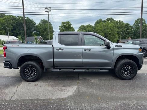Used 2020 Chevrolet Silverado 1500 Custom Trail Boss w/ Custom Convenience Package AWD/4WD image 10
