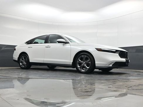 Used 2024 Honda Accord EX image 35