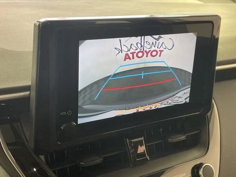 Used 2024 Toyota Corolla LE image 18