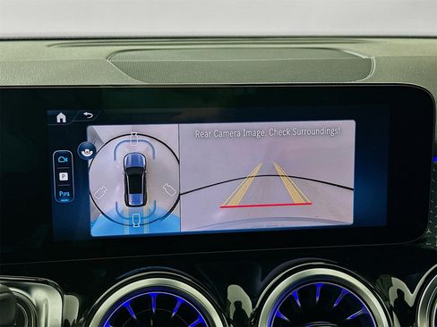 New 2026 Mercedes-Benz GLB 250 GLB 250 image 14
