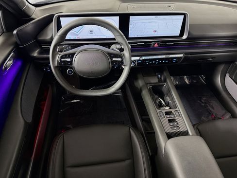 Used 2023 Hyundai Ioniq 6 SEL image 17